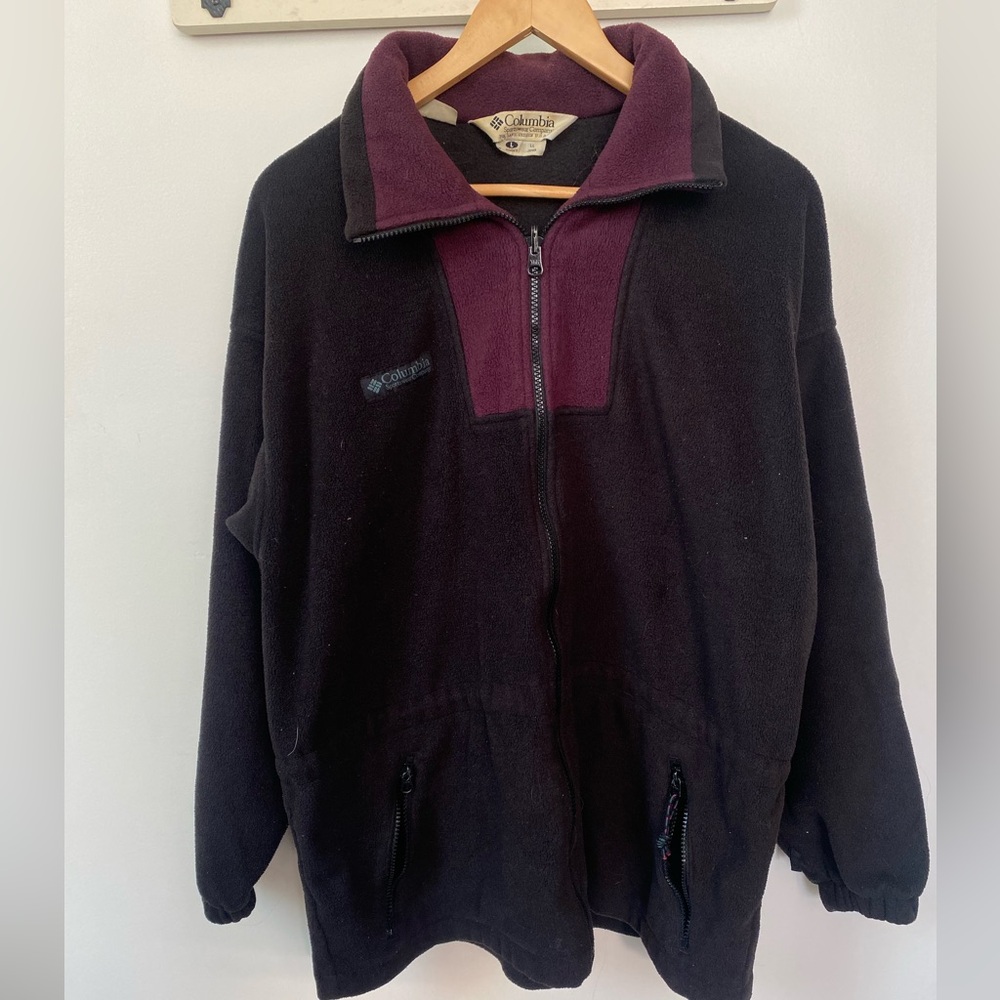 Vintage black and maroon Columbia fleece